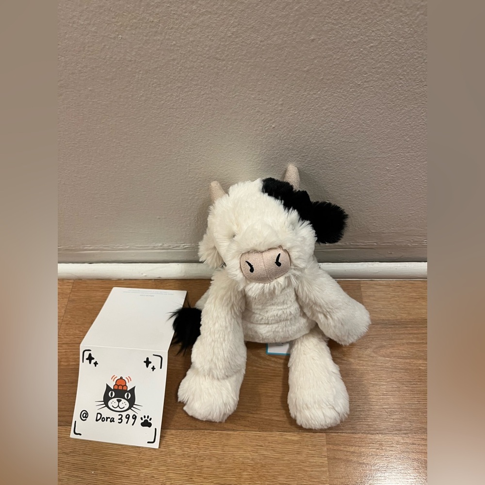 Jellycat Authentic Smudge Cow – Medium - Picture 3 of 5
